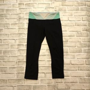 Cropped Lululemon Leggings Size 6